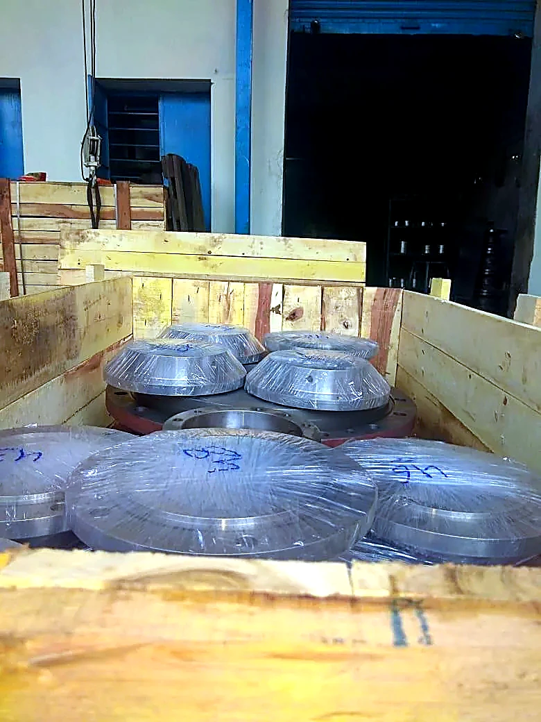 Packing in crates